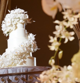 Summer Wedding Cake Trends from Duet